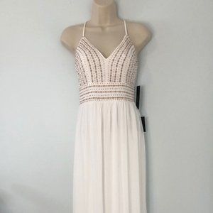 NWT White Lulus “Meet me in Madrid” Maxi dress Size Small